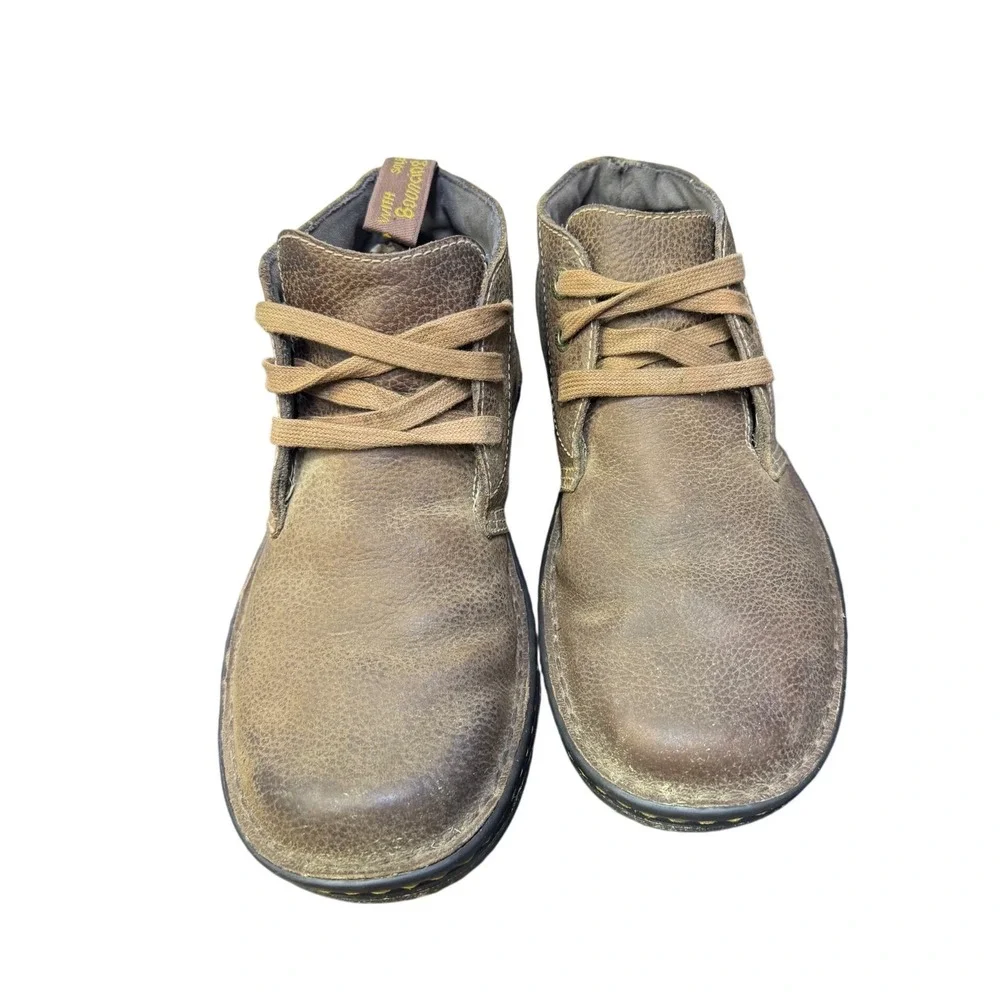 Dr. Martens Sussex Brown Leather Chukka Boots Mens 10 AirWair Slip Resistant